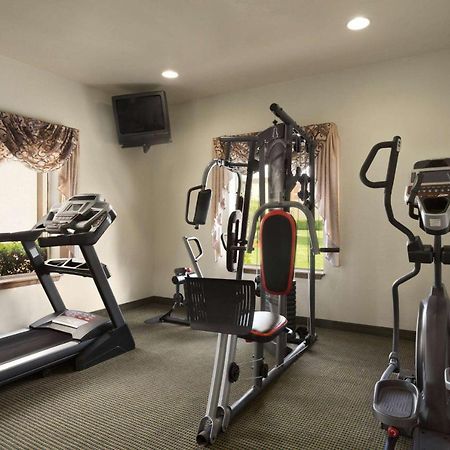 Howard Johnson By Wyndham Oklahoma City Okc Airport, Fairgrounds, I40 Esterno foto