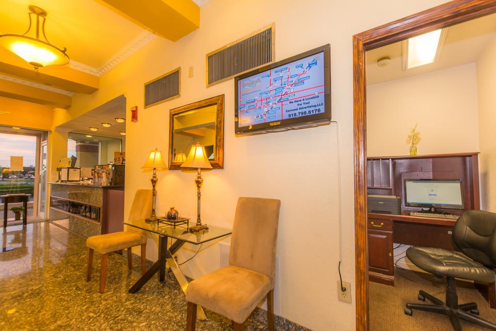 Howard Johnson By Wyndham Oklahoma City Okc Airport, Fairgrounds, I40 Esterno foto