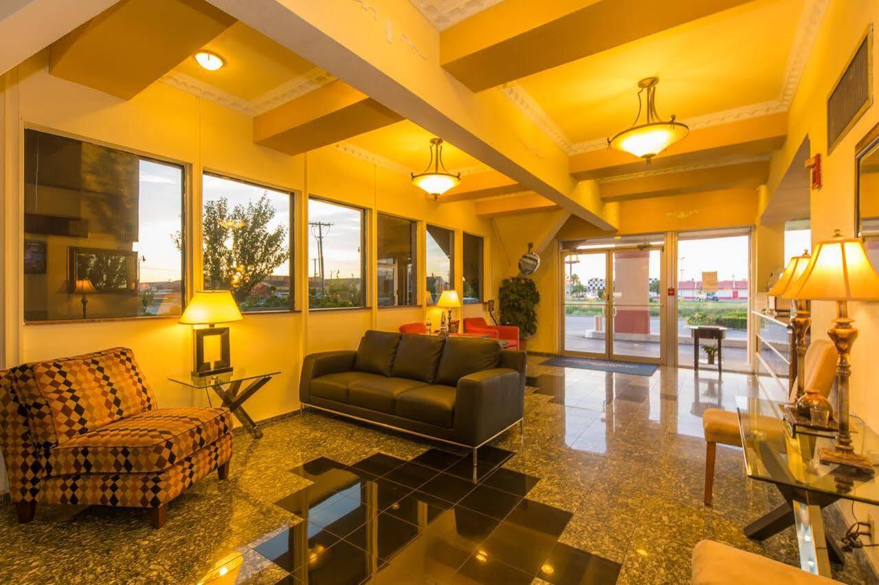 Howard Johnson By Wyndham Oklahoma City Okc Airport, Fairgrounds, I40 Esterno foto